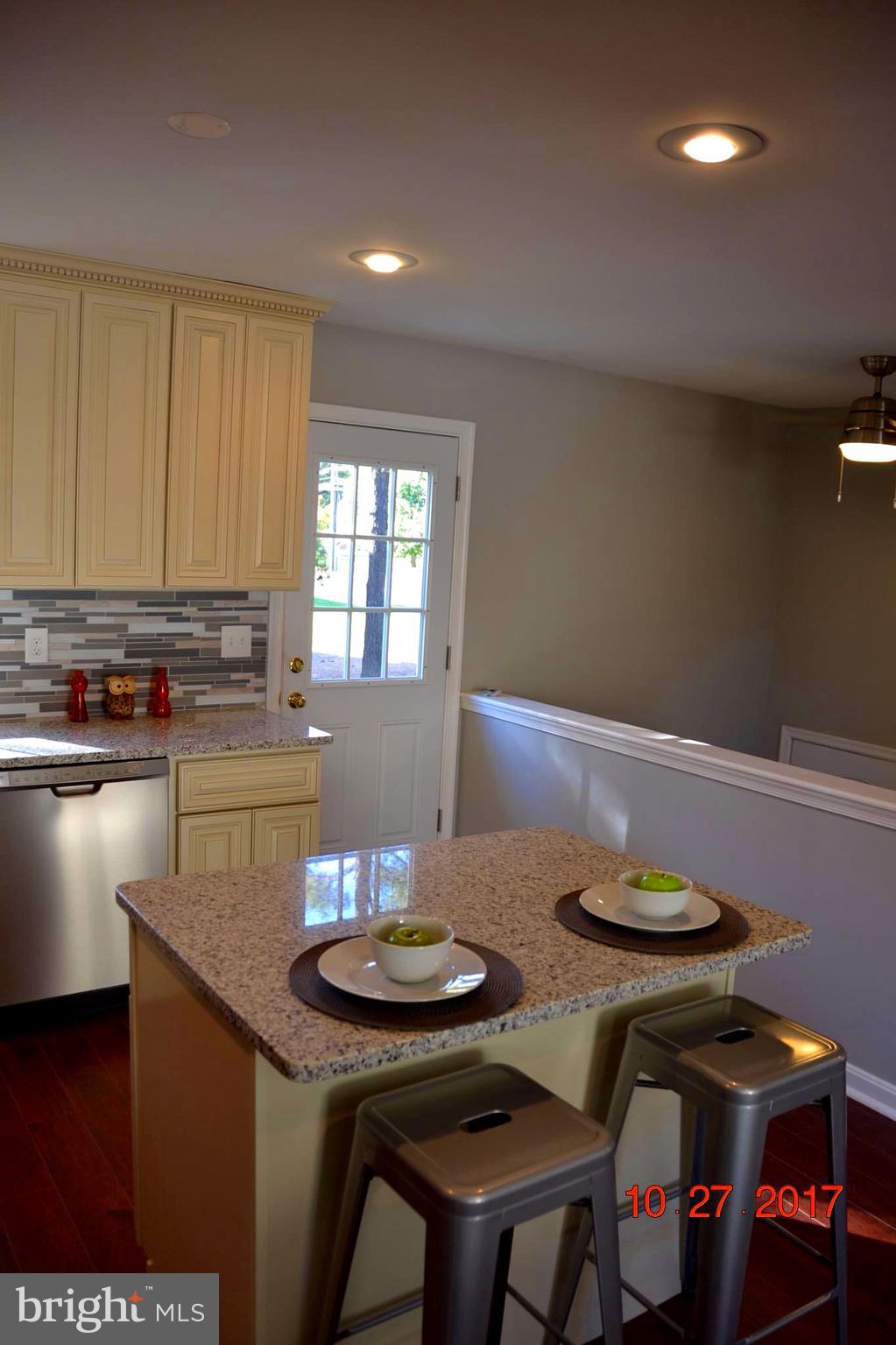 1823 Middleborough Road Essex, MD 21221 - Photo 7 of 24 Kitchen