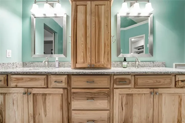 $575,000 | 5502 Mullen Road, Shawnee, KS 66216