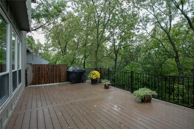 $575,000 | 5502 Mullen Road, Shawnee, KS 66216