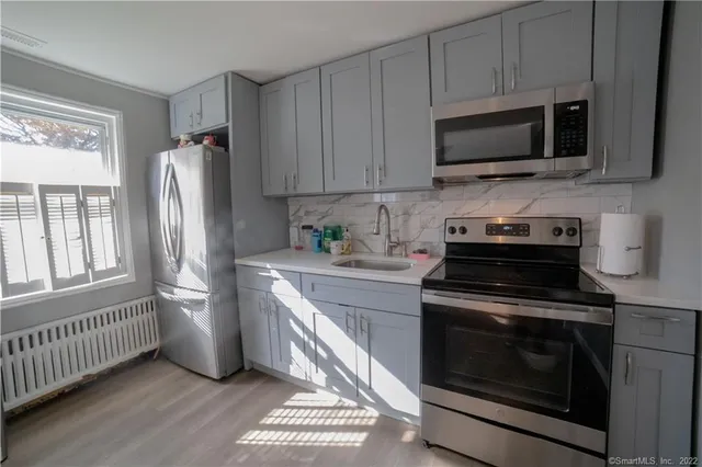 $550,000 | 75 Van Buskirk Avenue, Unit 75, Stamford, CT 06902