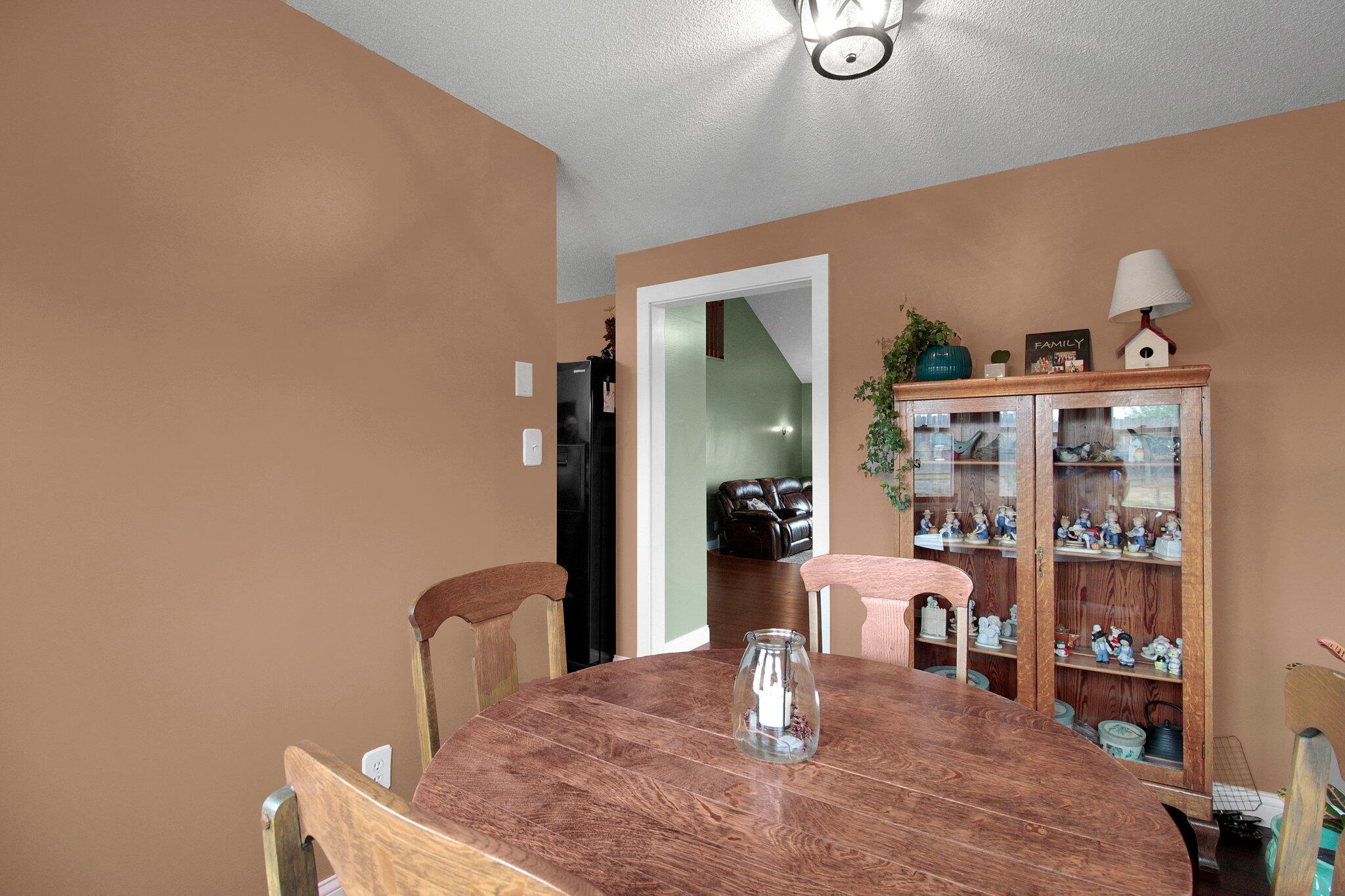321 Mae Street Logan, OH 43138 - Photo 11 of 38 11-web-or-mls-321-mae-st