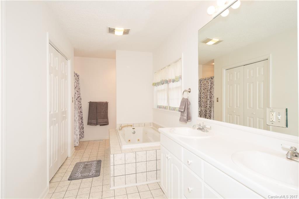 1865 Tom Joye Road Clover, SC 29710 - Photo 17 of 24 Gallery Image 17