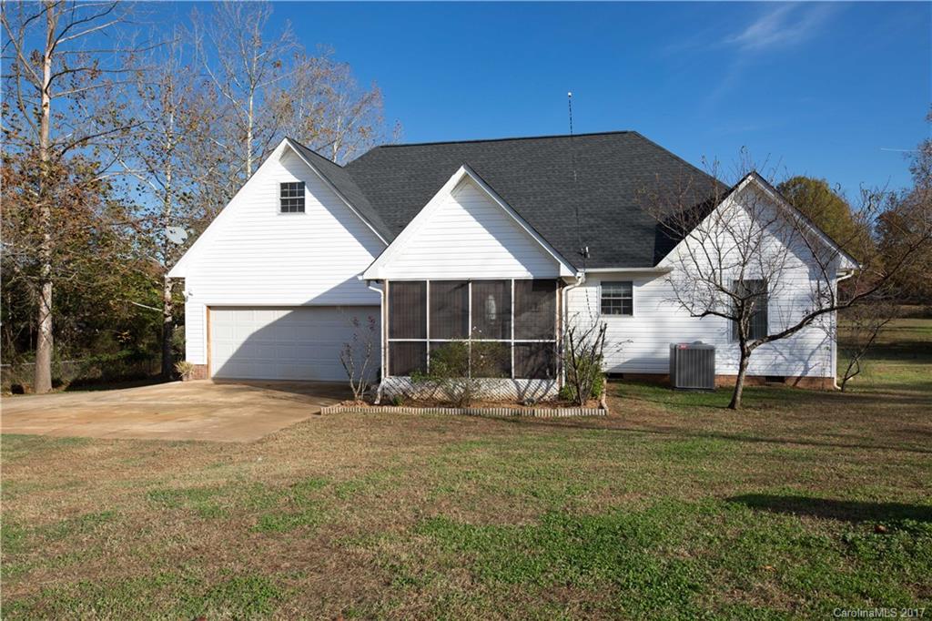 1865 Tom Joye Road Clover, SC 29710 - Photo 23 of 24 Gallery Image 23