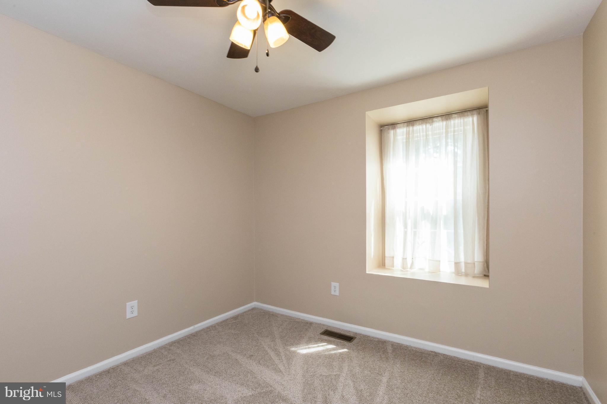 4555 Ryan Place Waldorf, MD 20602 - Photo 26 of 30 an empty room with a window