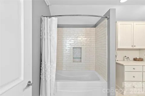 $969,000 | 7967 Glen Abbey Circle, Stanley, NC 28164