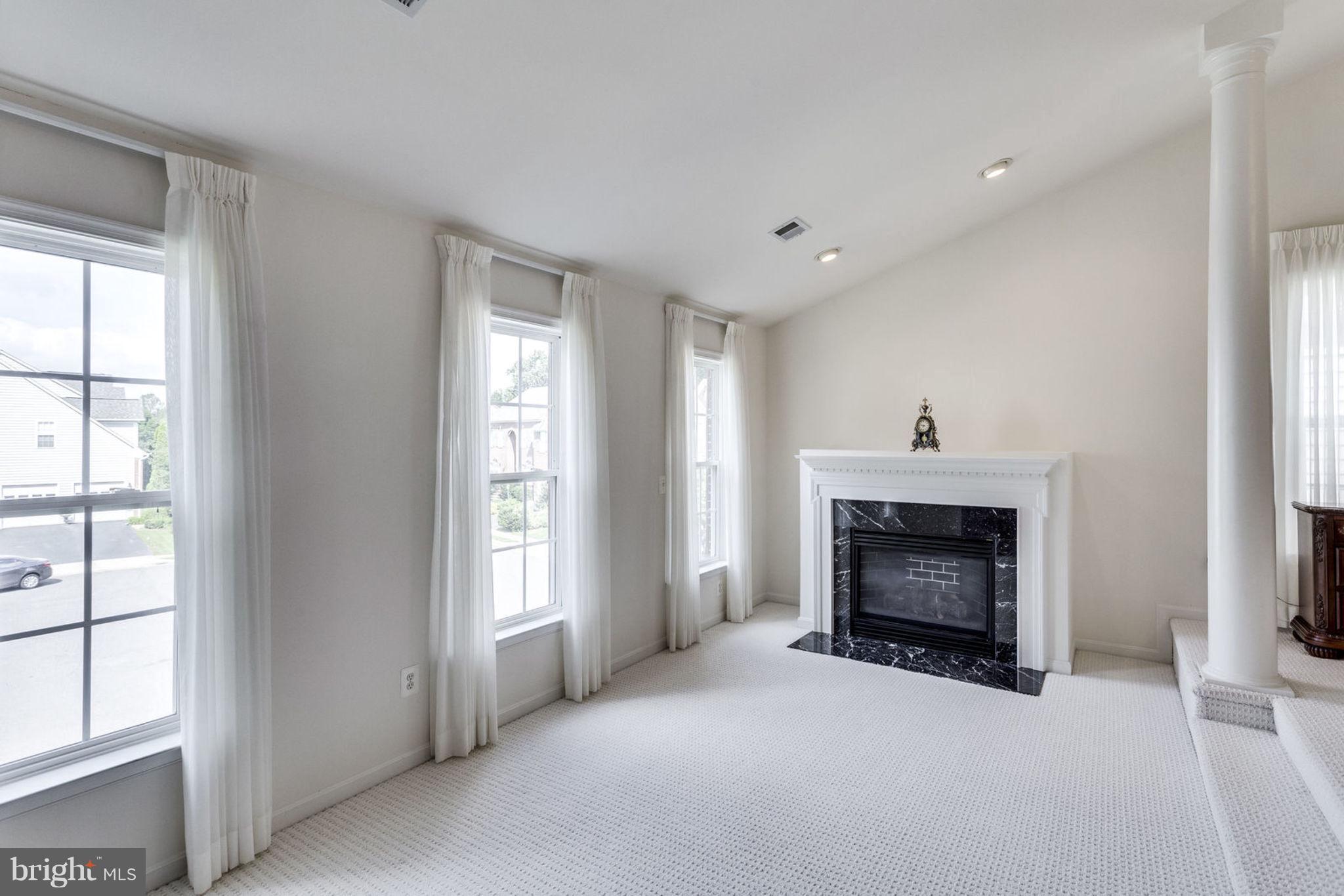 6254 Rolling Spring Court Springfield, VA 22152 - Photo 16 of 29 Bedroom (Master)