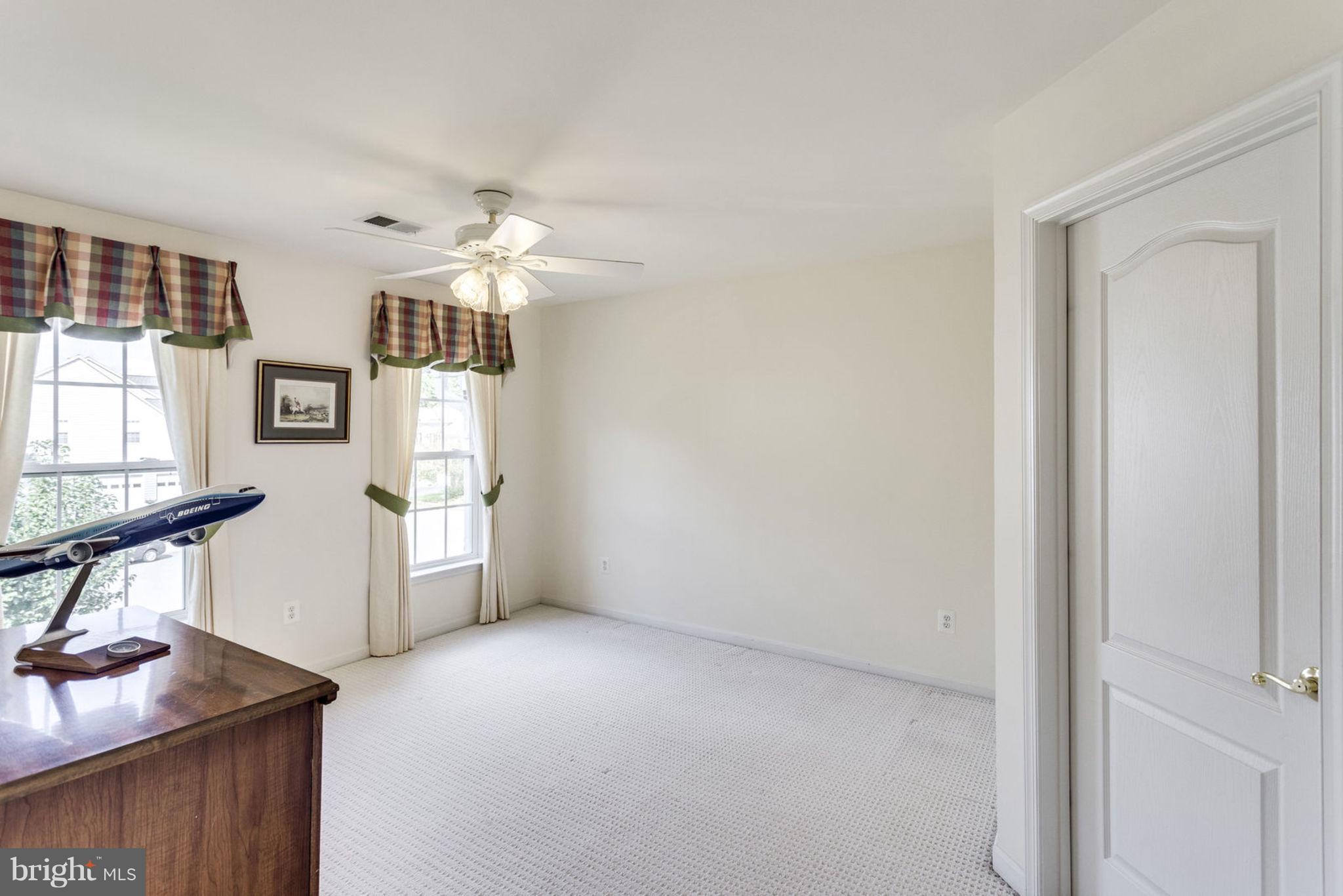 6254 Rolling Spring Court Springfield, VA 22152 - Photo 21 of 29 Bedroom