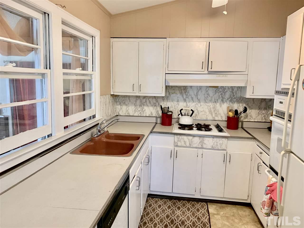 506 Cameron Road Graham, NC 27253 - Photo 3 of 20 Gallery Image 3