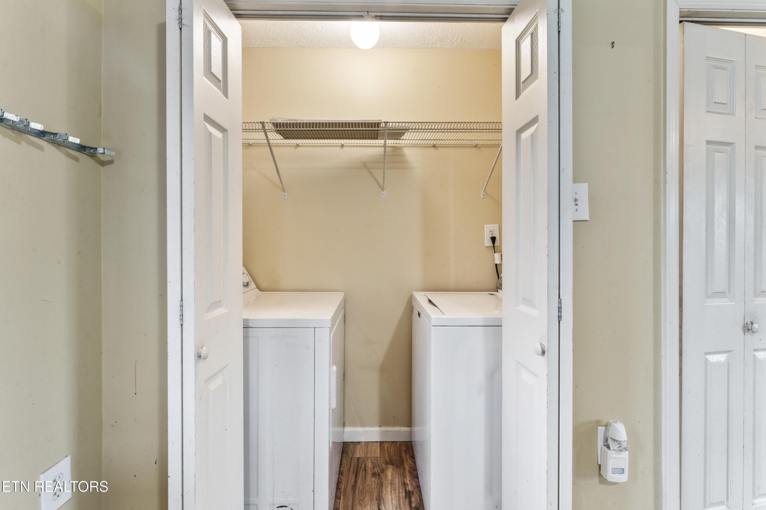 965 Malone Road Lenoir City, TN 37771 - Photo 13 of 21 Laundry