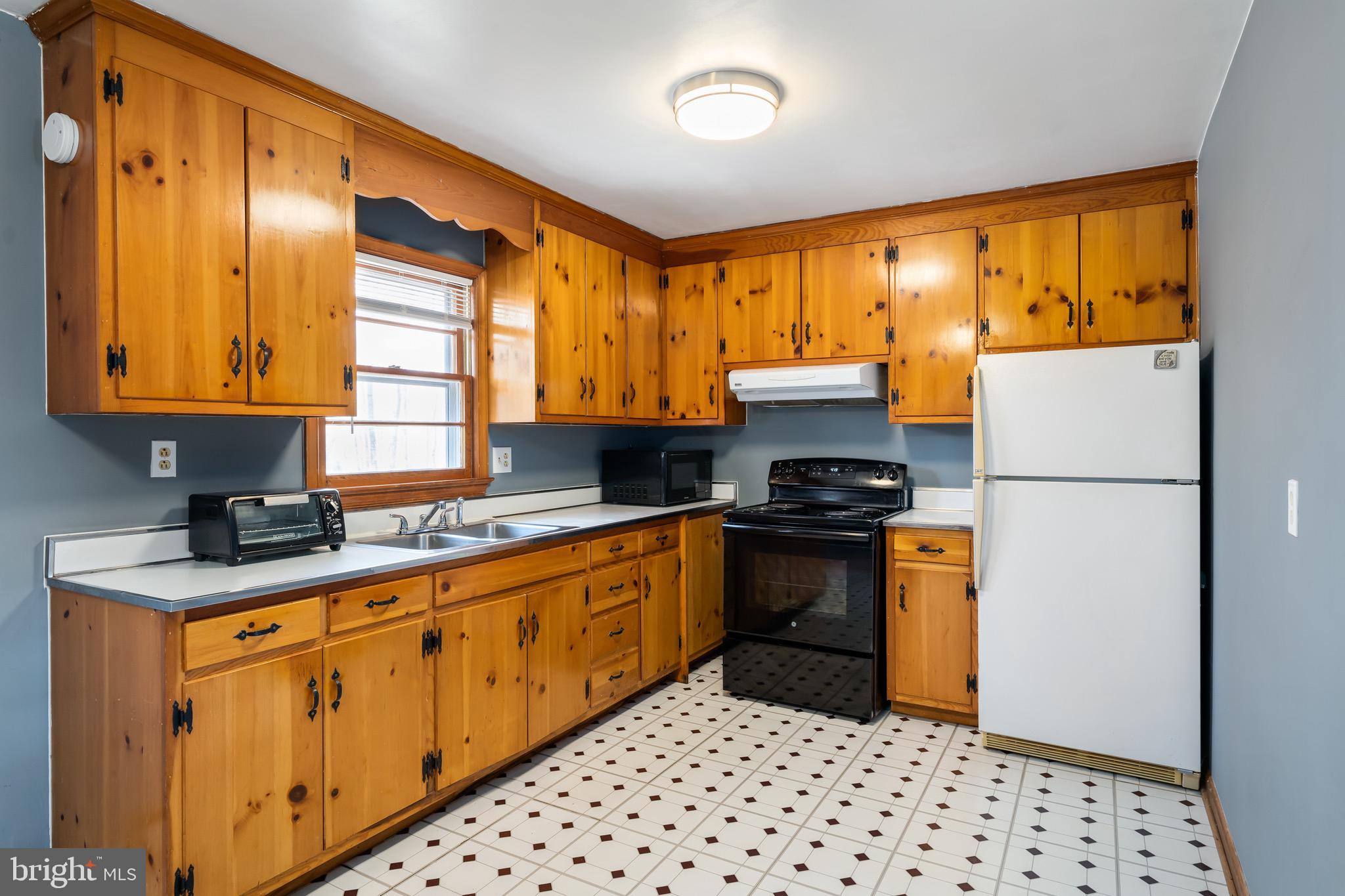 7098 Burr Hill Road Rhoadesville, VA 22542 - Photo 10 of 25 Gallery Image 10