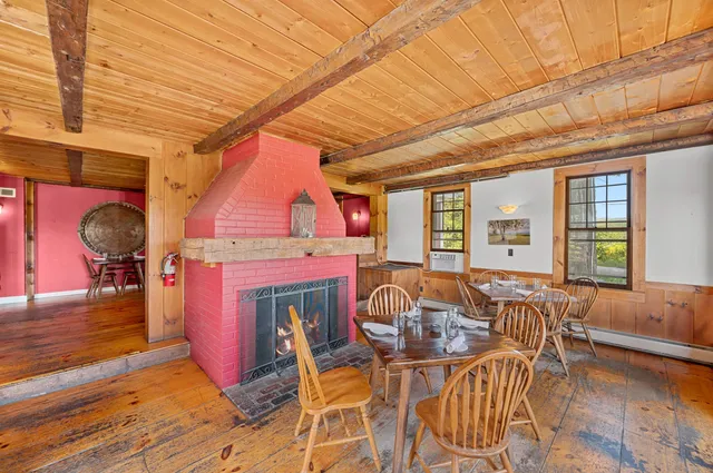 $1,150,000 | 14 Barrows Road, Stowe, VT 05672