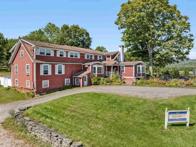 $1,150,000 | 14 Barrows Road, Stowe, VT 05672