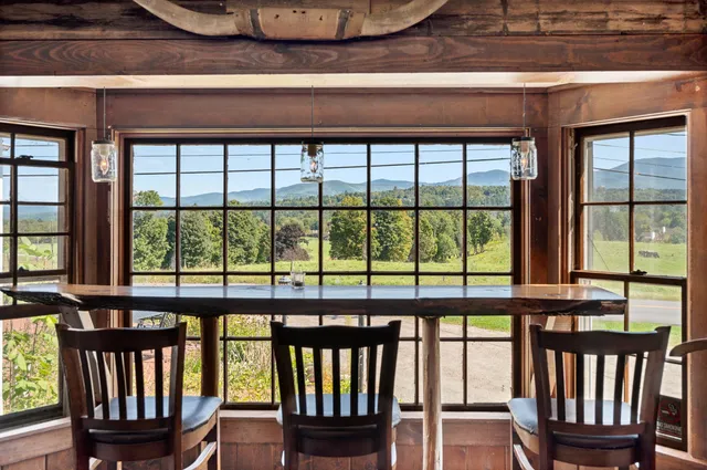 $1,150,000 | 14 Barrows Road, Stowe, VT 05672