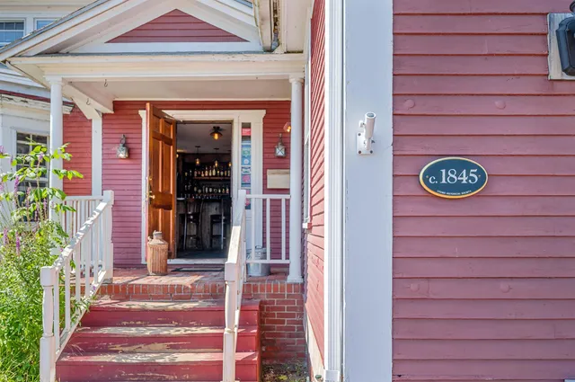 $1,150,000 | 14 Barrows Road, Stowe, VT 05672