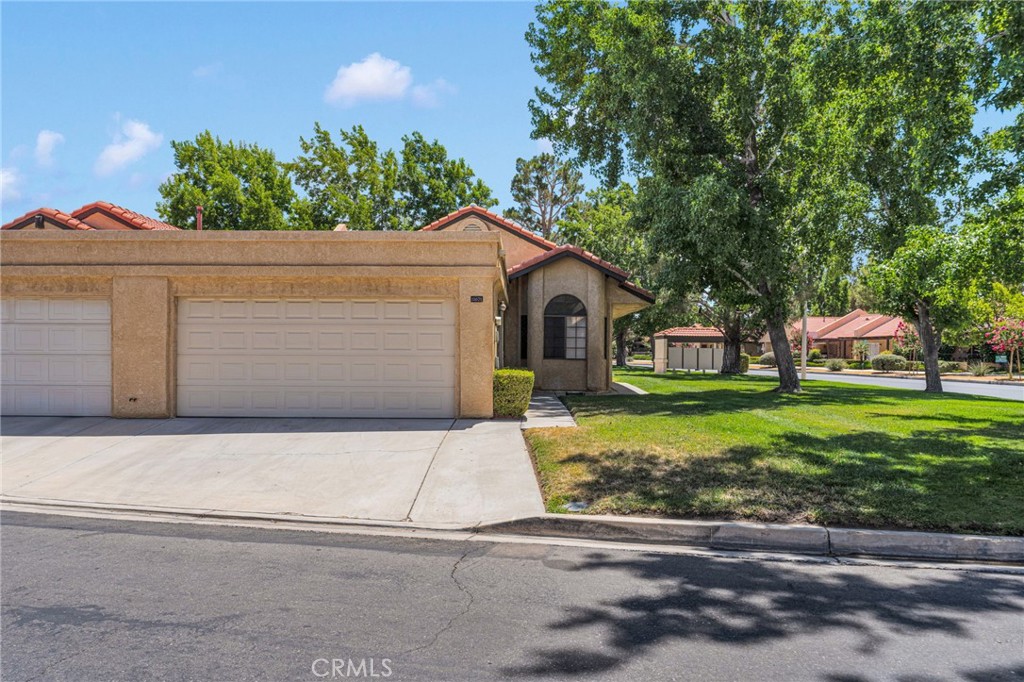 11671 Maple Street Apple Valley, CA 92308 - Photo 6 of 52