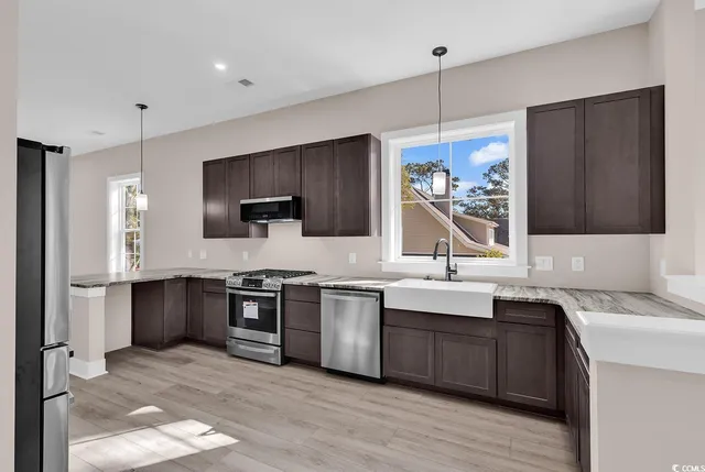 $674,000 | 535 Mary Lou Avenue, Murrells Inlet, SC 29576