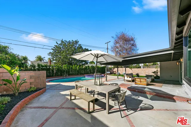$998,850 | 8915 Odessa Avenue, North Hills, CA 91343