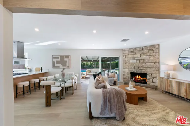 $998,850 | 8915 Odessa Avenue, North Hills, CA 91343