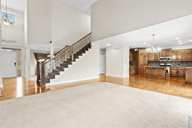 $524,990 | 5700 Northwest 92nd Terrace, Kansas City, MO 64154