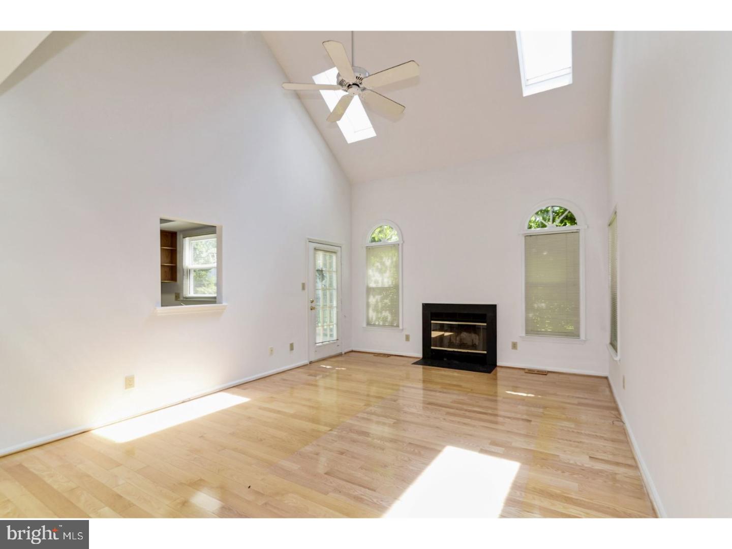4 Butler Court Medford, NJ 08055 - Photo 14 of 25 Gallery Image 14