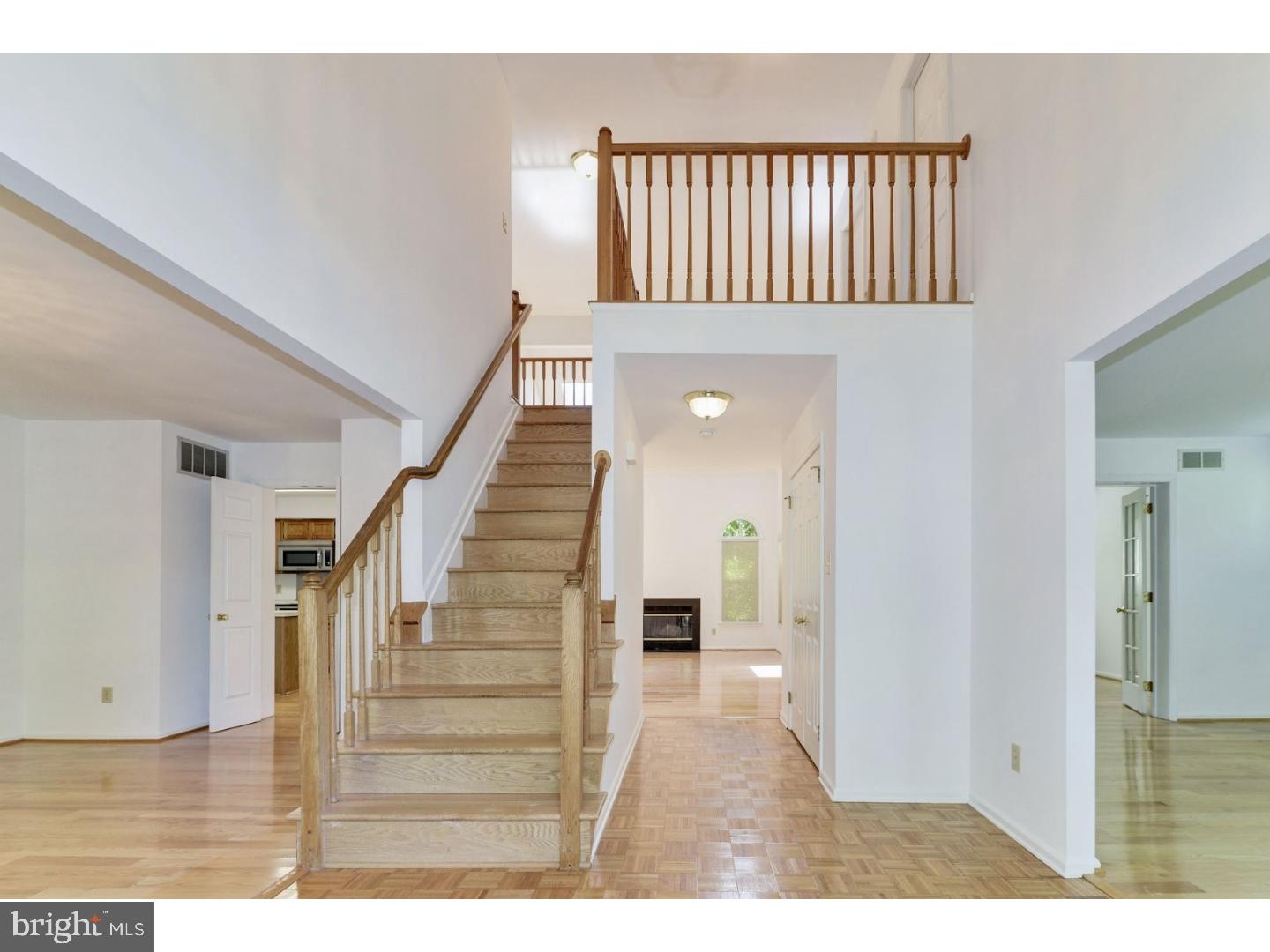 4 Butler Court Medford, NJ 08055 - Photo 5 of 25 Gallery Image 5