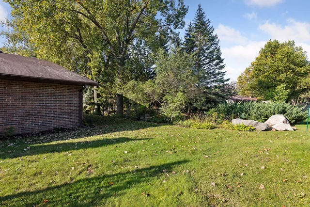 $534,900 | 1195 Weston Lane North, Plymouth, MN 55447