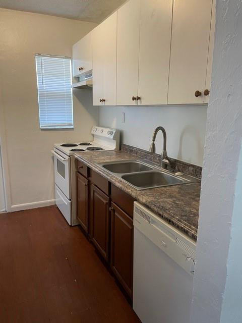 370 West 15th Street Riviera Beach, FL 33404 - Photo 3 of 12 Photo 3