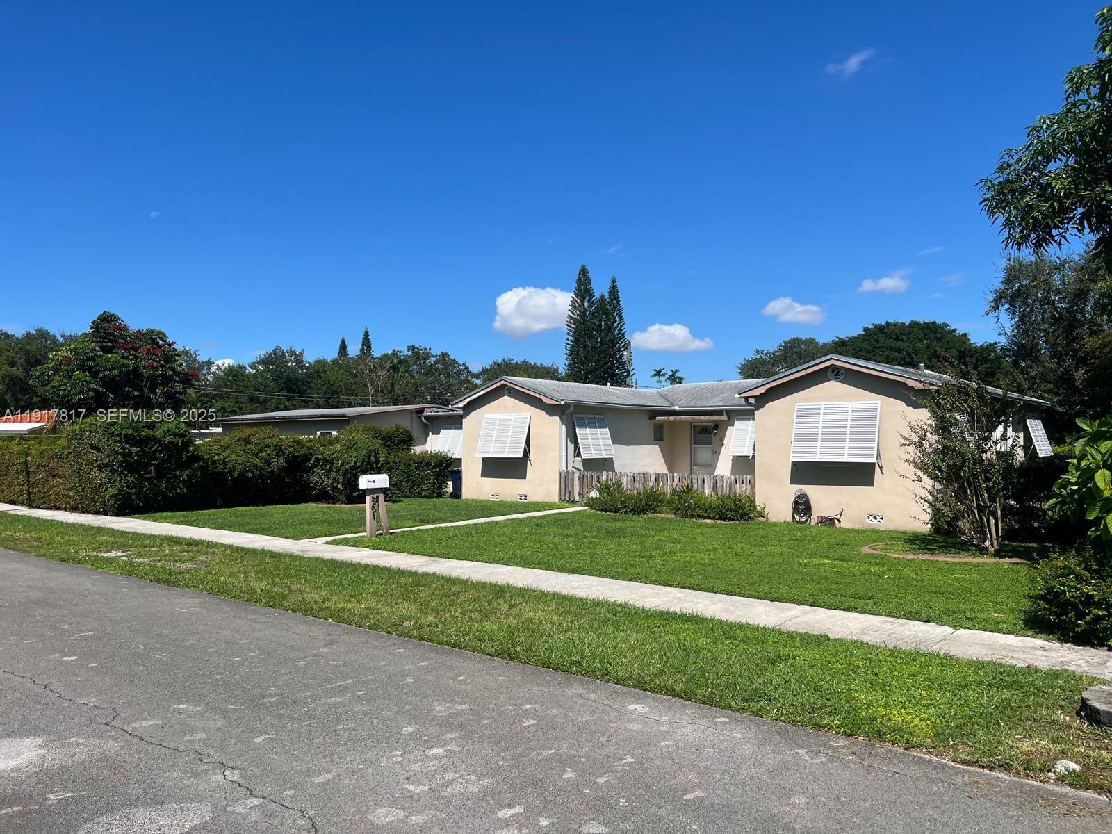Miami Springs Miami Springs, FL 33166 - Photo 4 of 11 Gallery Image 4