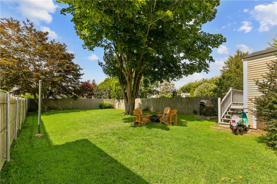 30 Fenner Avenue Newport, RI 02840 - Photo 24 of 25