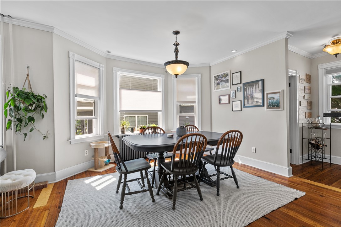 30 Fenner Avenue Newport, RI 02840 - Photo 8 of 25