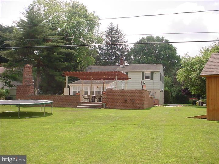 407 Poplar Road Flourtown, PA 19031 - Photo 18 of 19