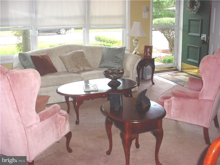 407 Poplar Road Flourtown, PA 19031 - Photo 4 of 19