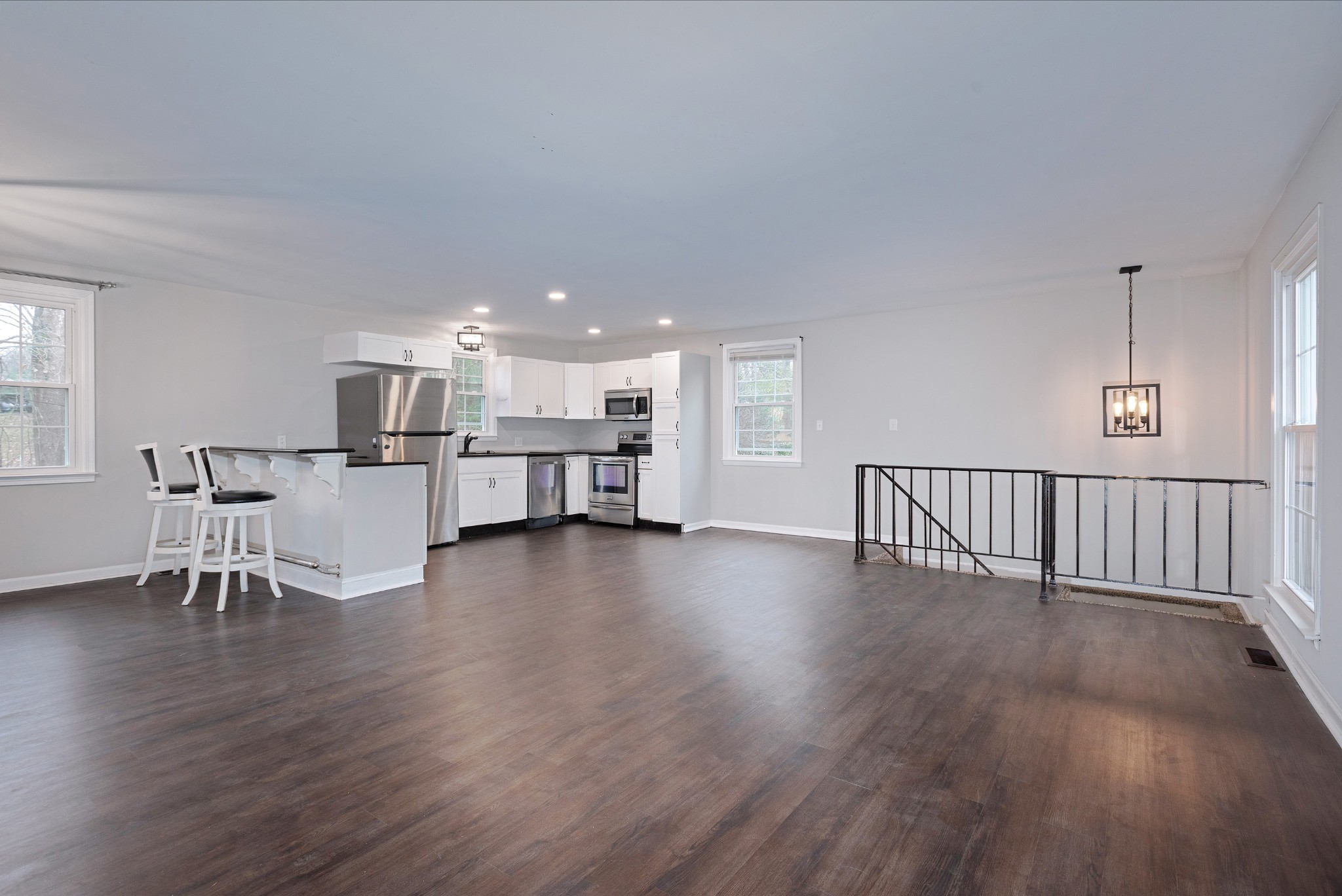 511 North Pawnee Drive Springfield, TN 37172 - Photo 2 of 34 a view of dining room with furniture and wooden floor