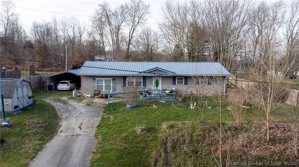 $120,000 | 8081 Highway 335, Pekin, IN 47165