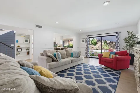 $1,499,999 | 6129 Ellenview Avenue, Woodland Hills, CA 91367