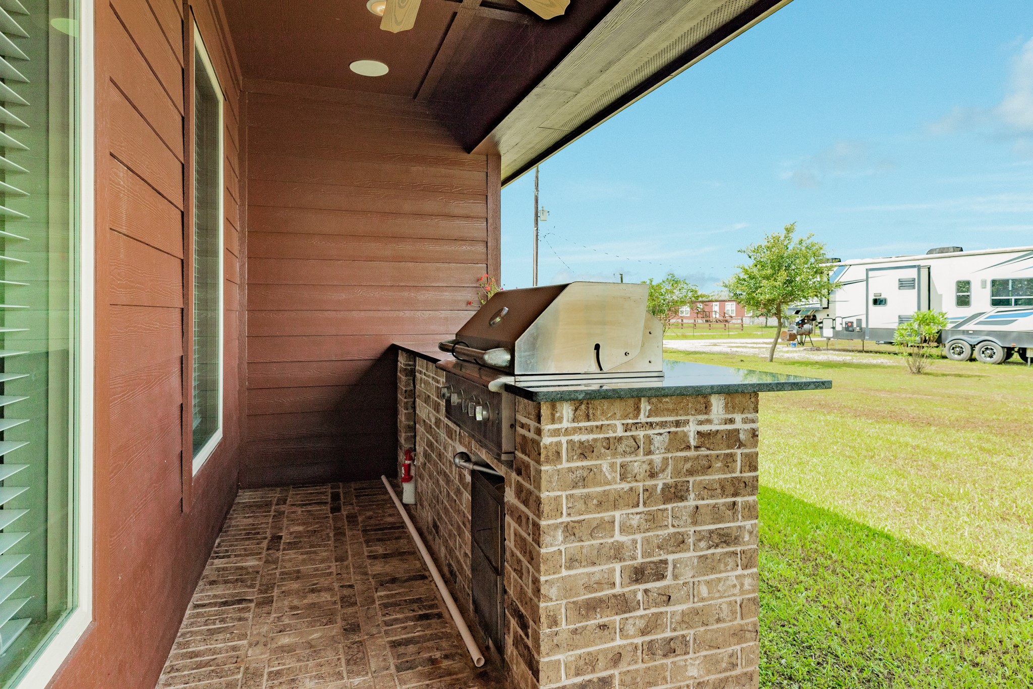 2180 County Road 212 Angleton, TX 77515 - Photo 35 of 46