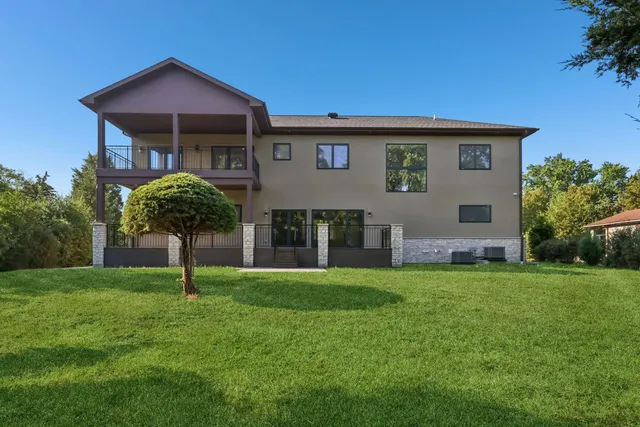 $1,999,990 | 1744 Walnut Circle, Northbrook, IL 60062