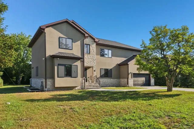 $1,999,990 | 1744 Walnut Circle, Northbrook, IL 60062