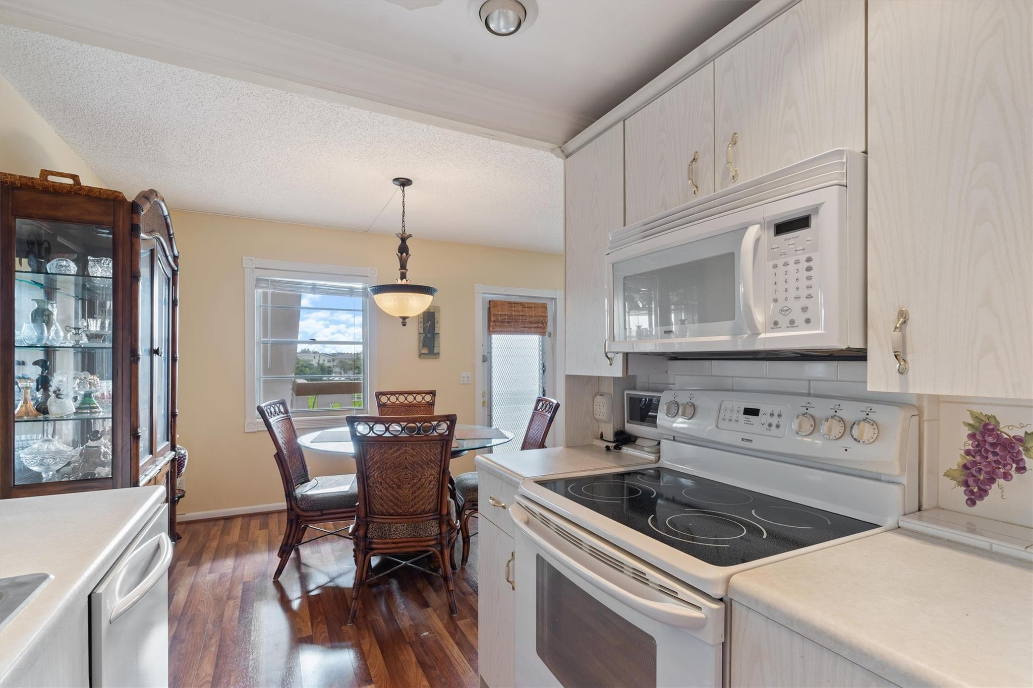 3099 Cornwall East, Unit 3099 Boca Raton, FL 33434 - Photo 6 of 28 Photo 6