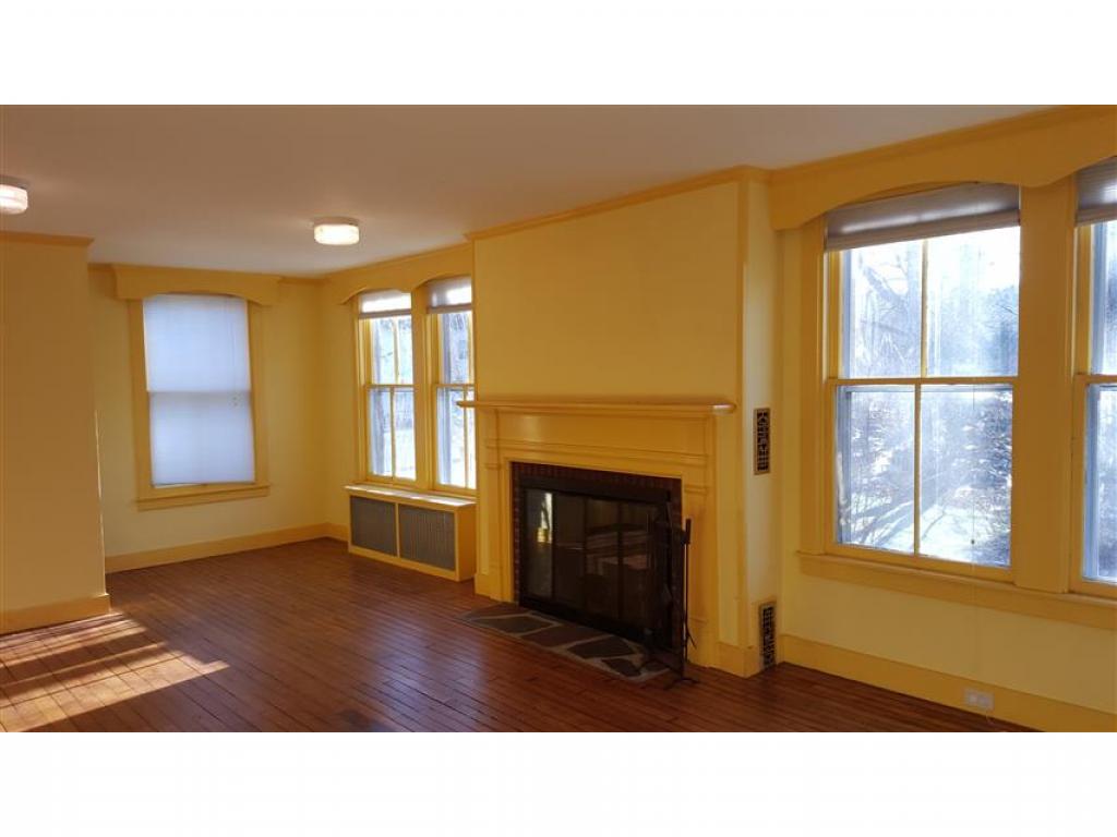 1216 Murphy Road Bennington, VT 05257 - Photo 3 of 29