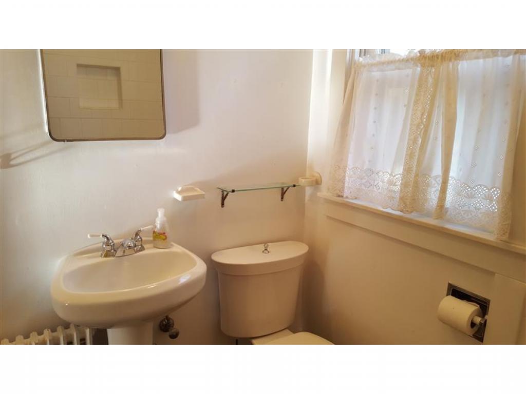 1216 Murphy Road Bennington, VT 05257 - Photo 22 of 29