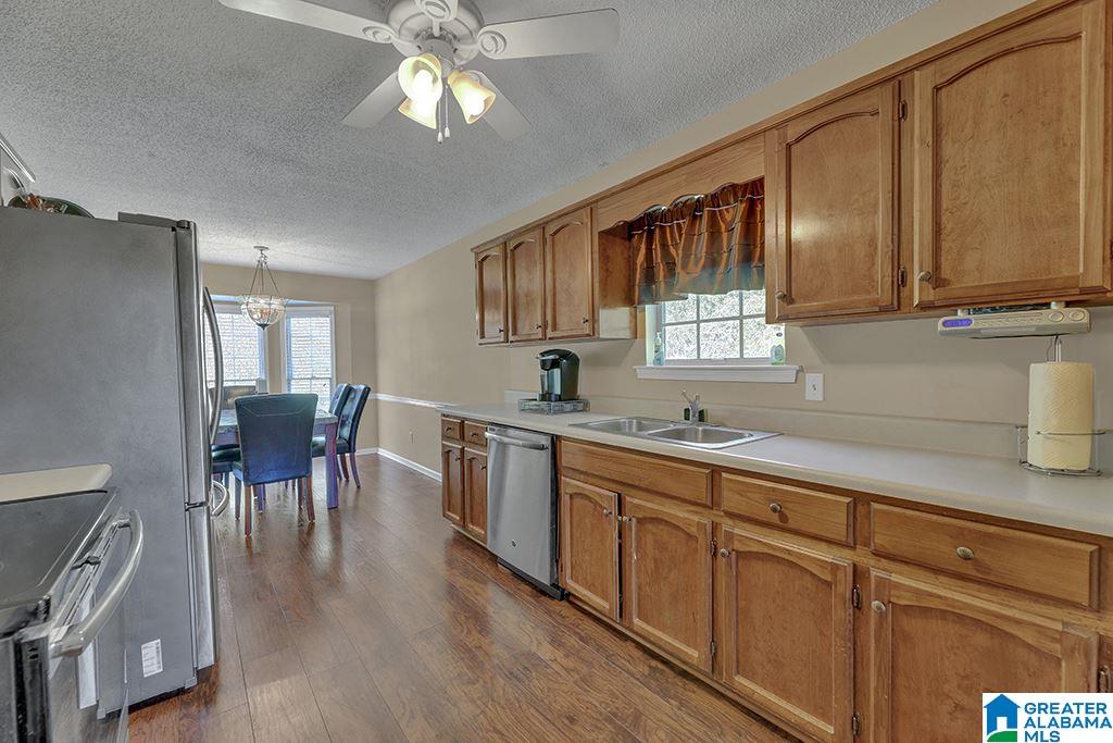5221 Chestnut Lane Pinson, AL 35126 - Photo 8 of 41
