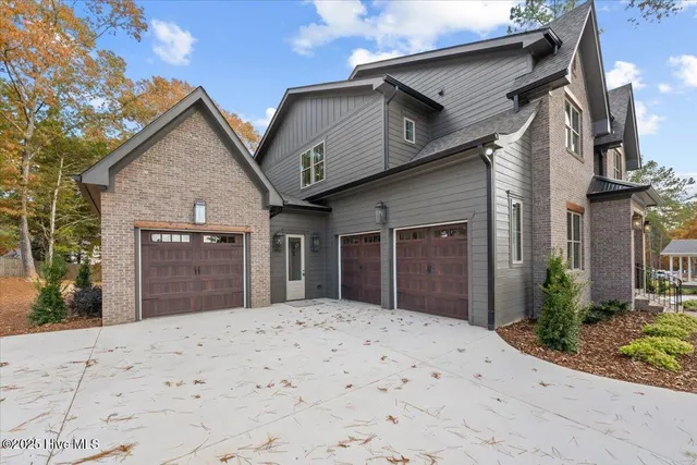 $1,270,000 | 310 Sloan Lane, Pinehurst, NC 28374