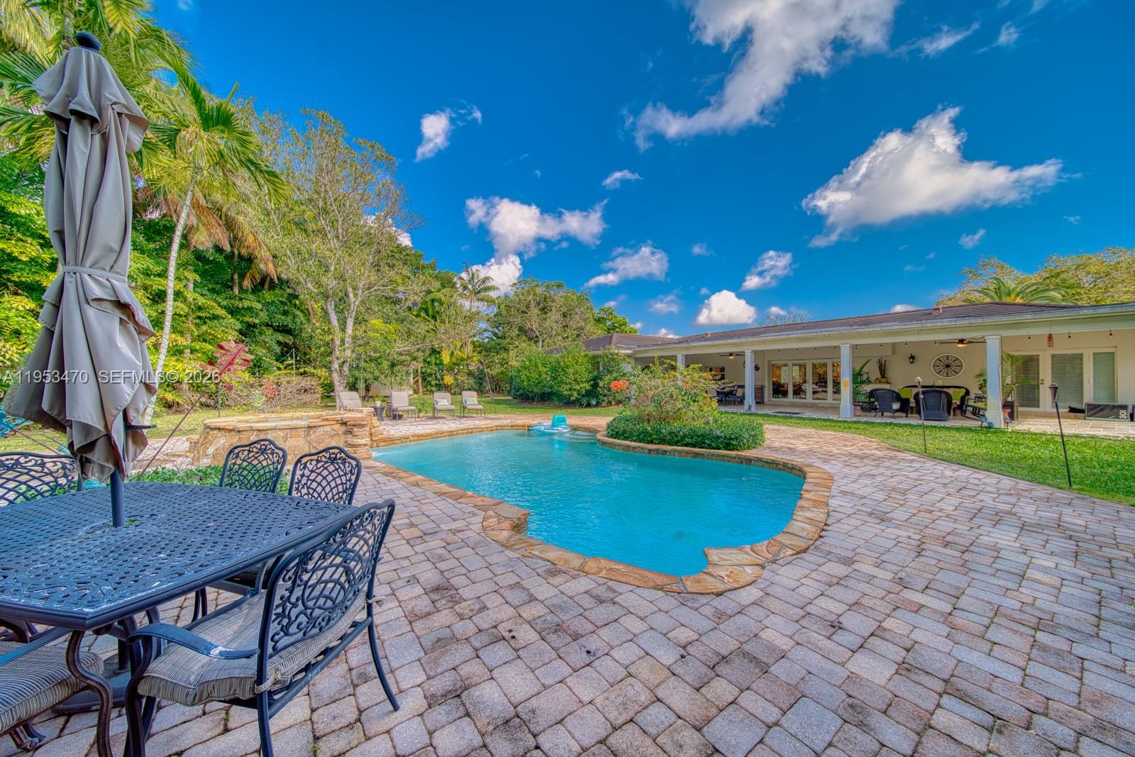 9750 Southwest 96th Court Miami, FL 33176 - Photo 38 of 51