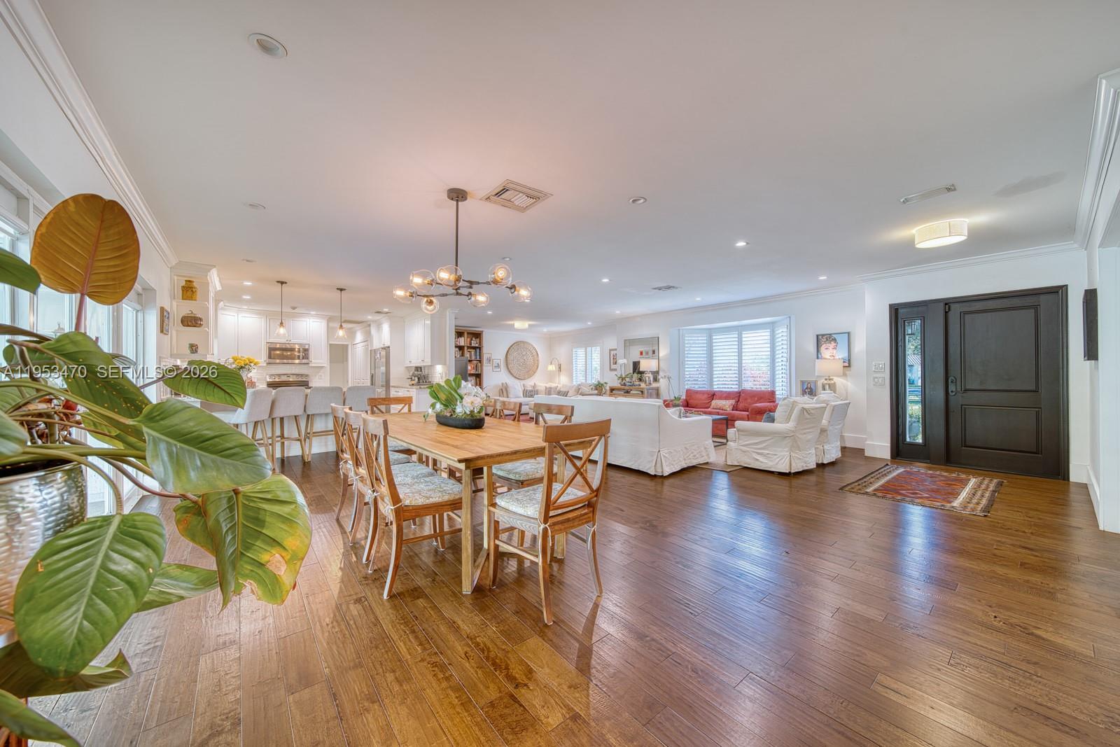 9750 Southwest 96th Court Miami, FL 33176 - Photo 6 of 51