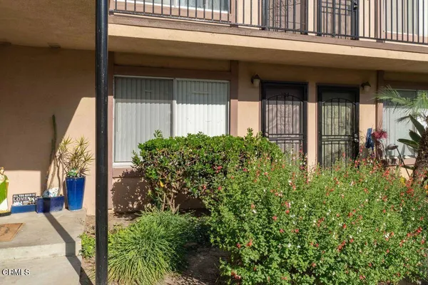 $315,000 | 1925 Ginger Street, Unit 104, Oxnard, CA 93036