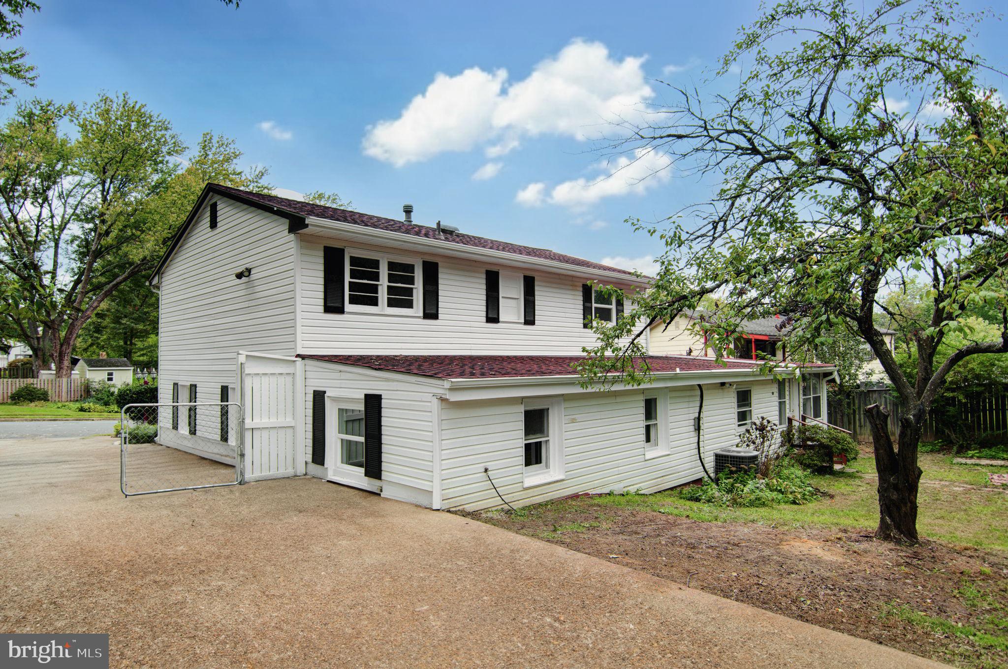13107 Kumar Road Woodbridge, VA 22193 - Photo 27 of 50 Gallery Image 27