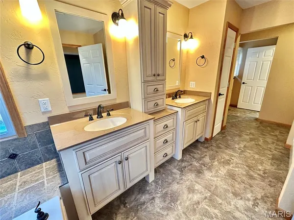 $449,900 | 1301 Hwy O, Rolla, MO 65401