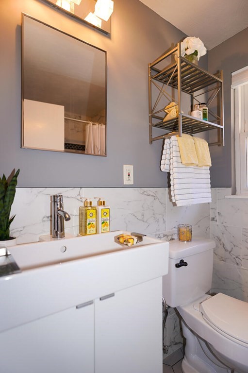 27 Anderson Road Framingham, MA 01701 - Photo 21 of 23 Gallery Image 21
