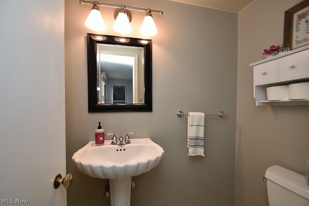 3721 Traver Road Shaker Heights, OH 44122 - Photo 11 of 32 Gallery Image 11